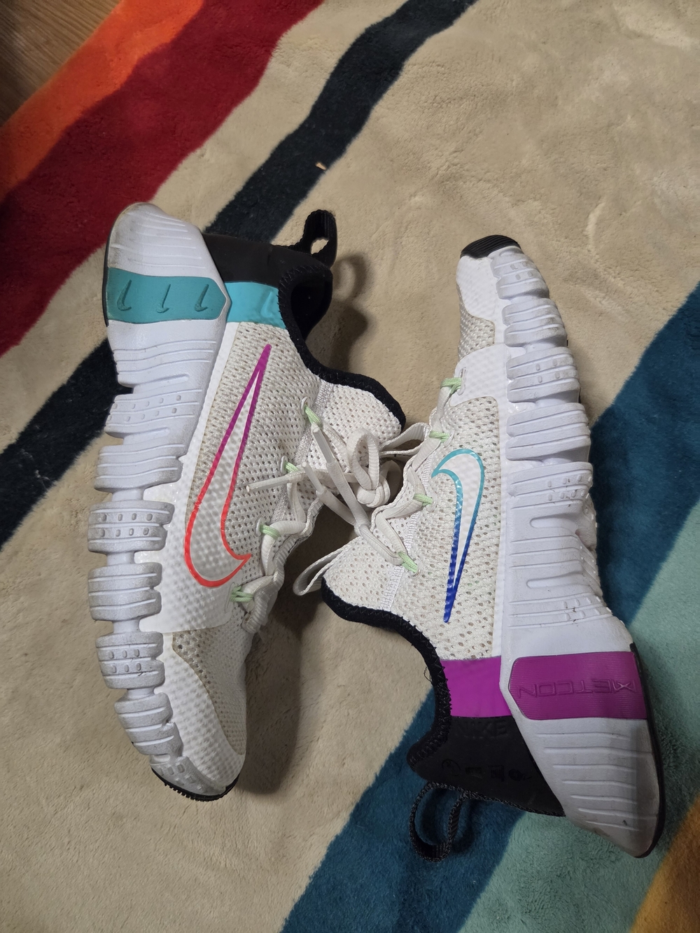 Womens Nike Free Metcon 3 White Hyper Violet Training Size 8